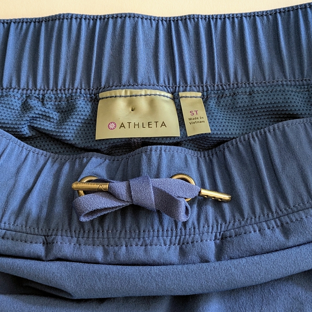 Women's Athleta skort, zippered pockets, Small blue running golf tennis - Picture 5 of 9